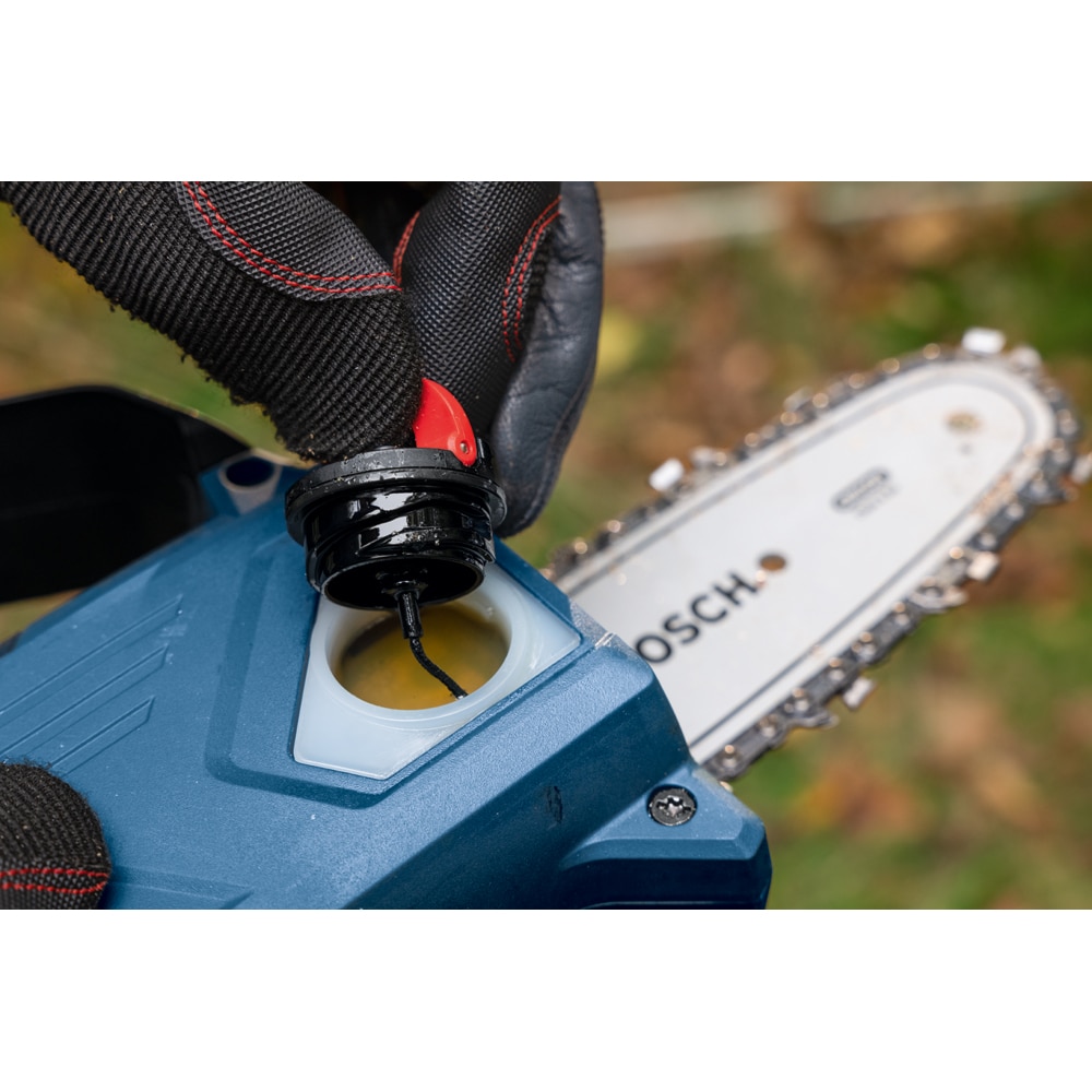 Mini fierastrau cu lant pe acumulator BOSCH PROFESSIONAL GKE 18V, lama 15 cm