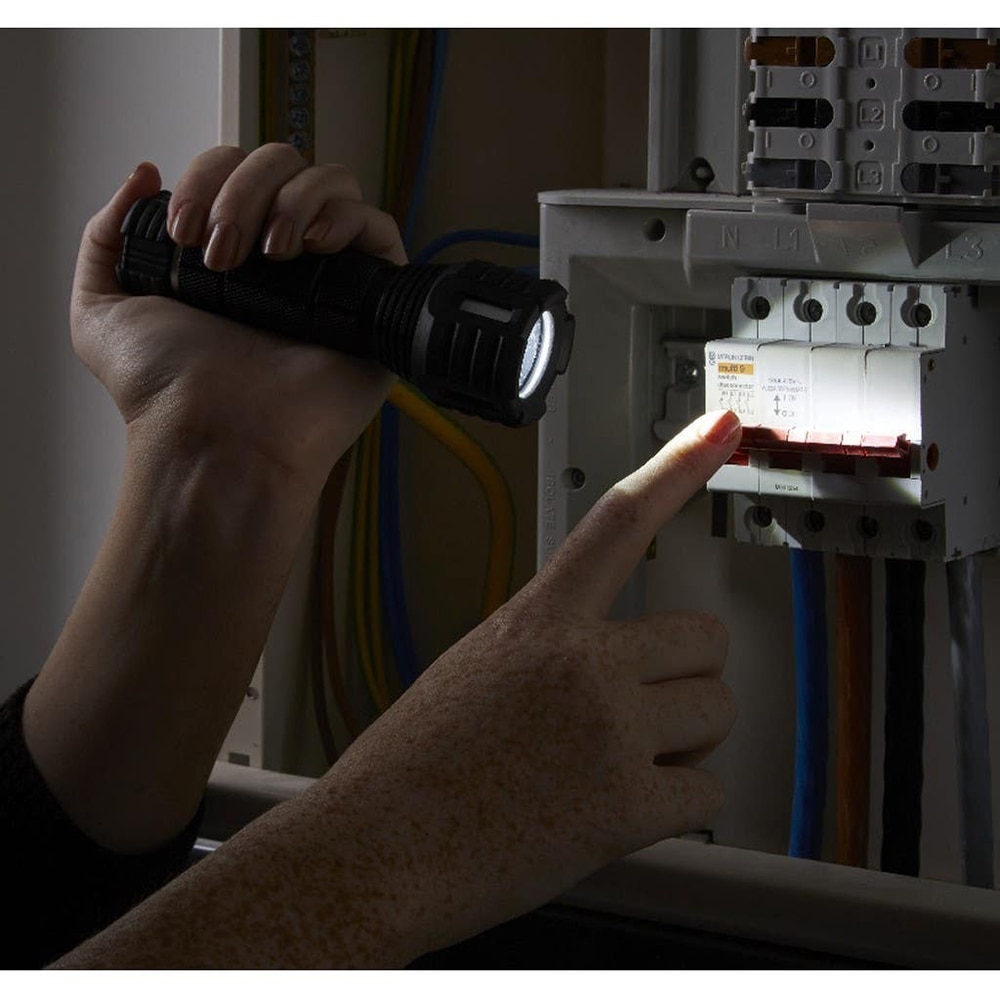 Lanterna LED de mana DIALL, 225 lumeni, IPX7, 3x3AAA, negru