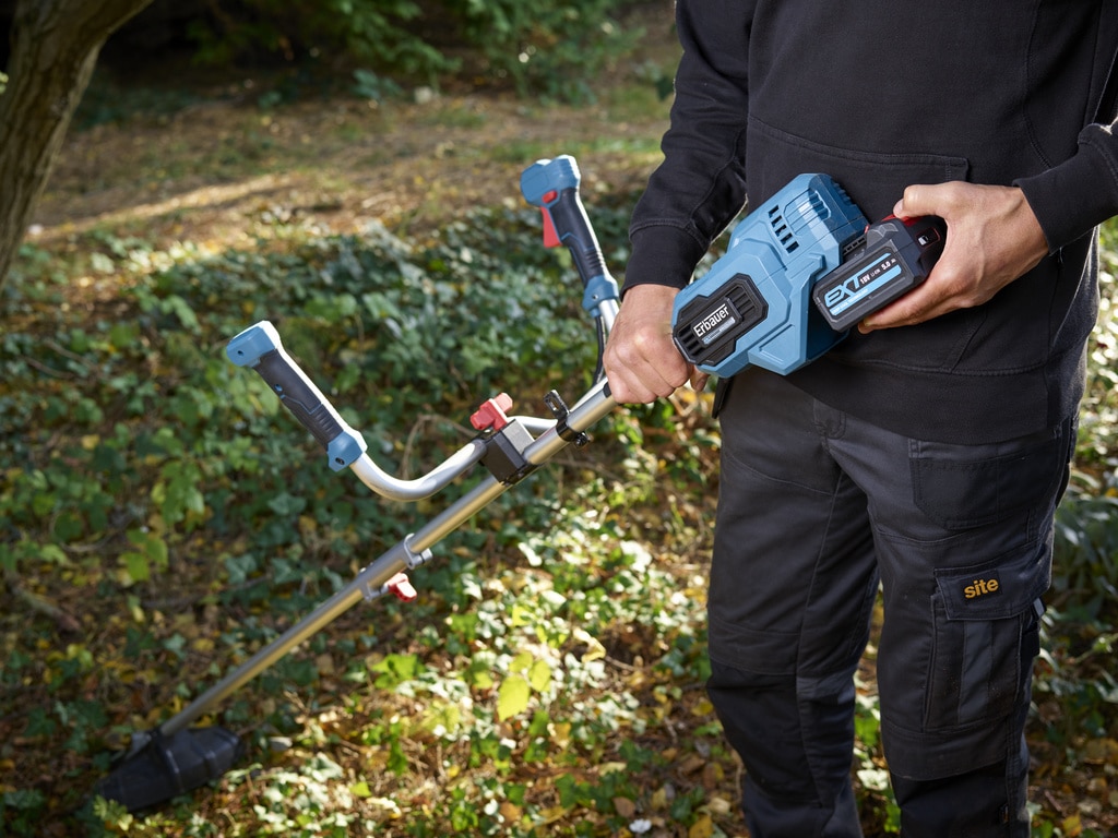 Motocoasa cu acumulator, 18 V, 30 cm  Erbauer