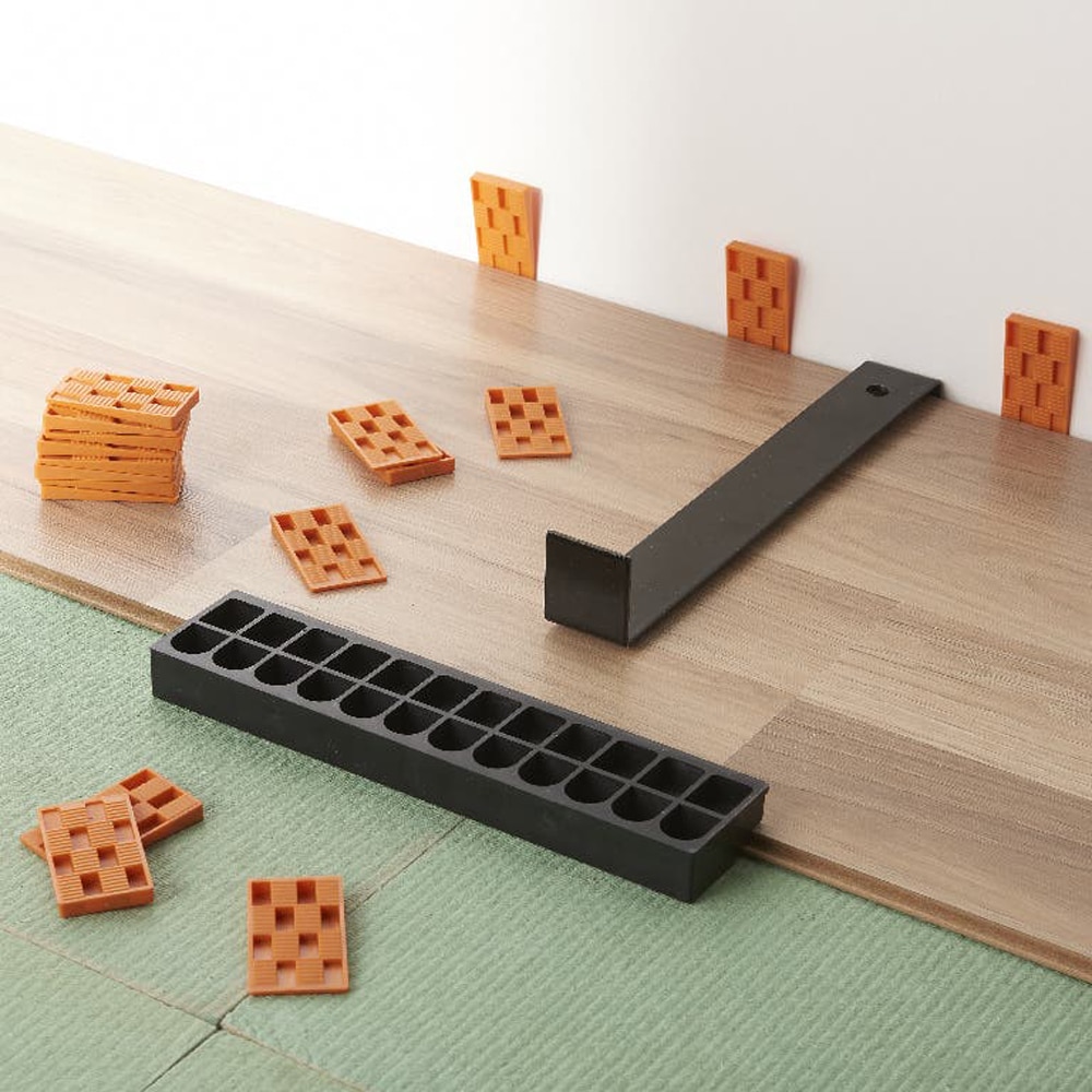 Set montaj parchet laminat MAGNUSSON, 20 piese