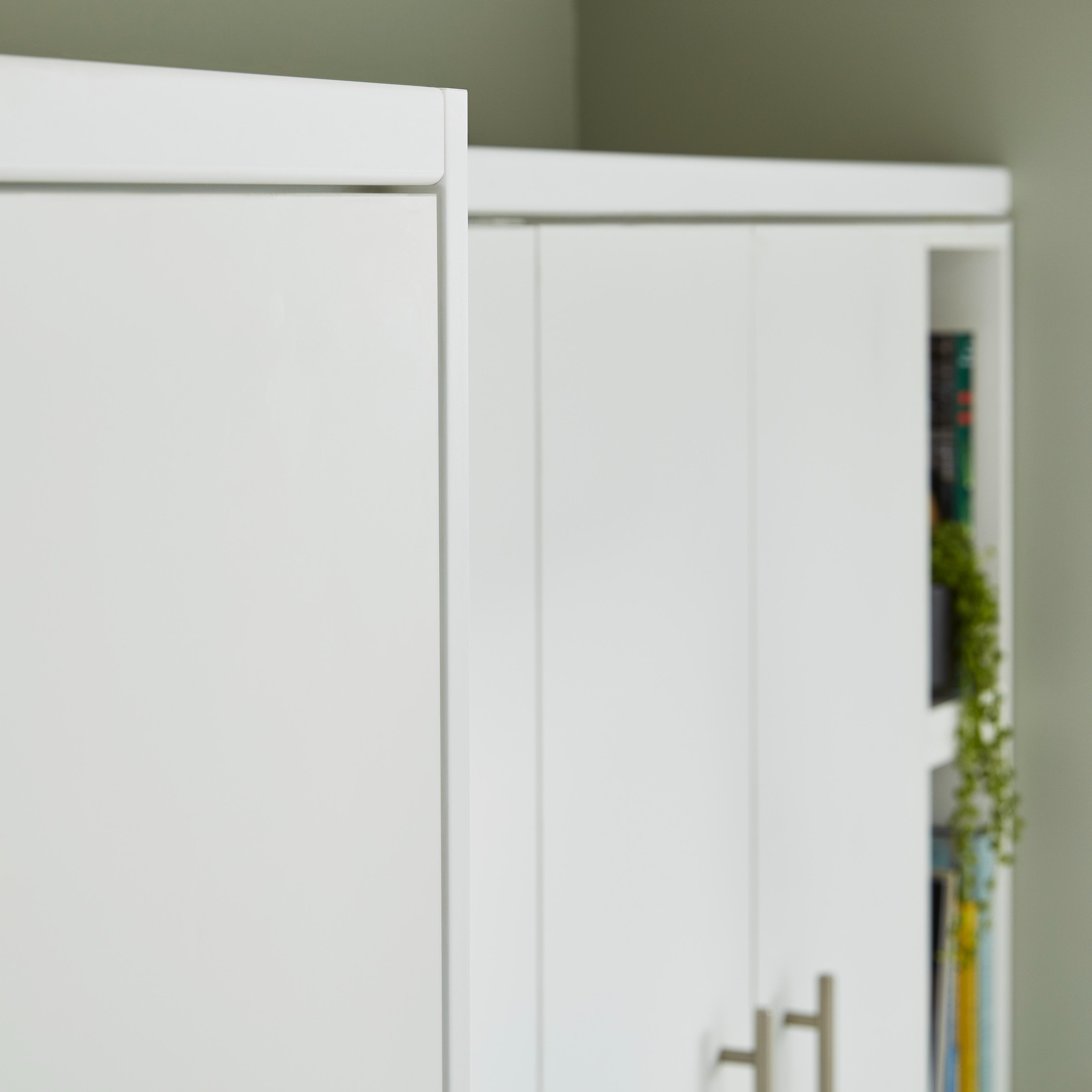 Cornisa GOODHOME Alpinia, MDF, 3.5 x 240 cm, alb