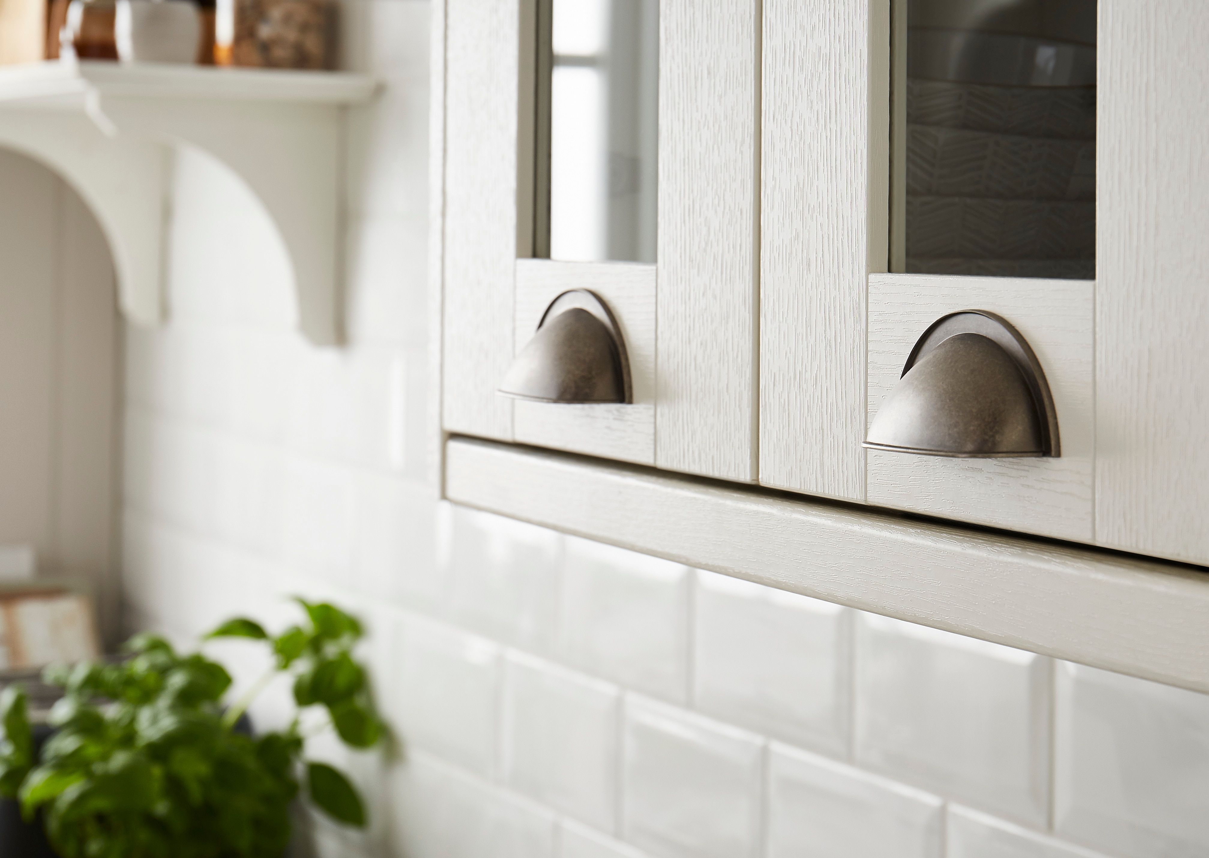 Cornisa GOODHOME Alpinia, MDF, 3.5 x 240 cm, ivoire