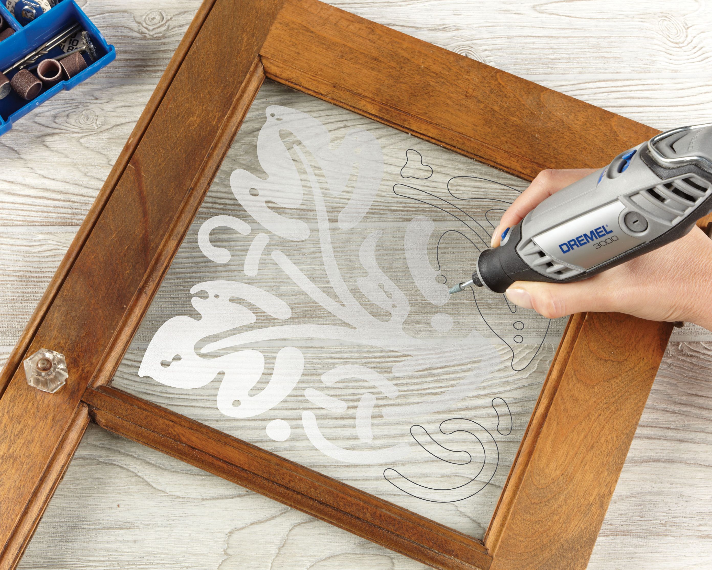 Unealta multifunctionala 3000-1/25 EZ, 25 accesorii • Dremel