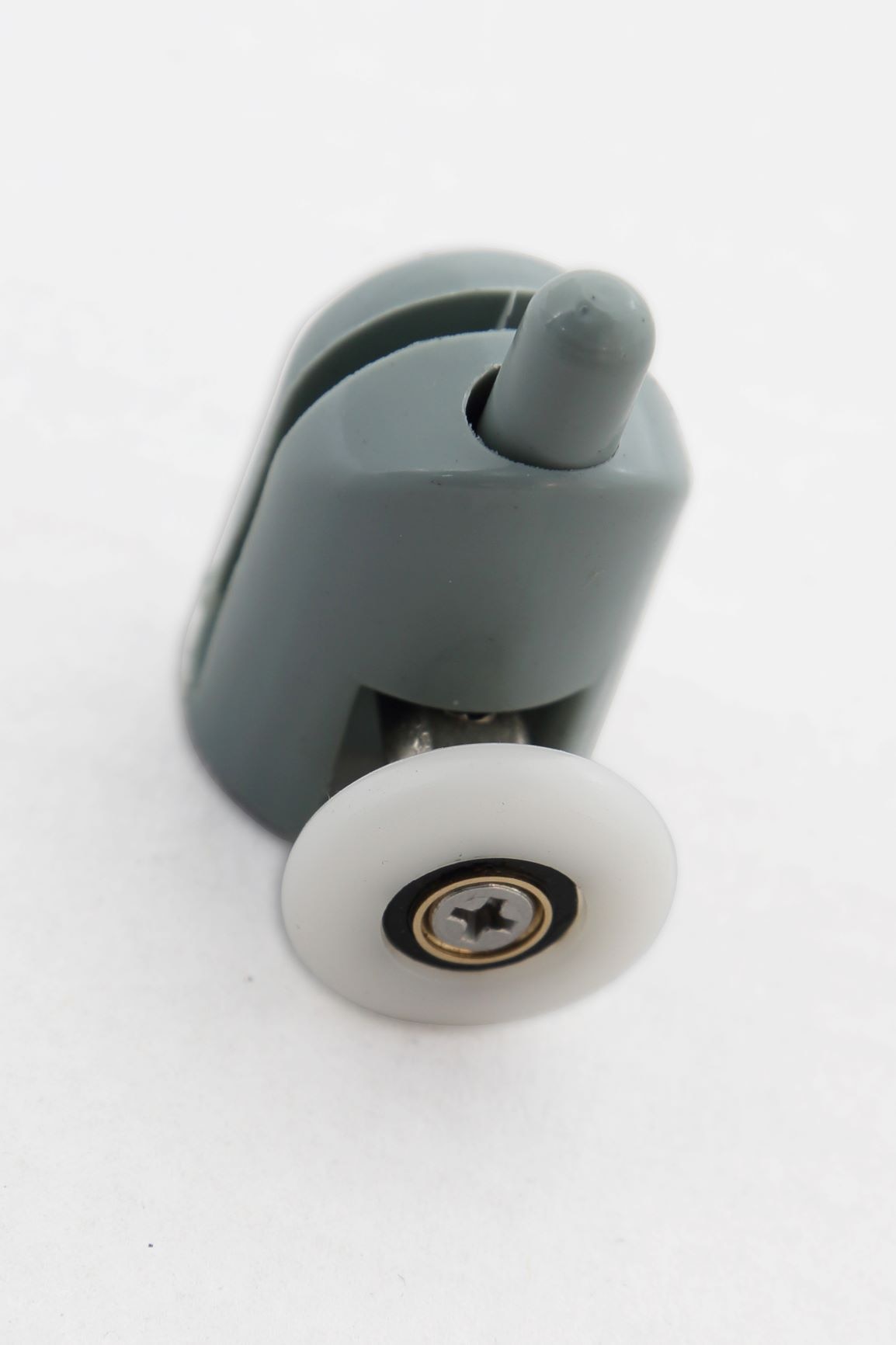 Set role inferioare pentru inchideri de dus 