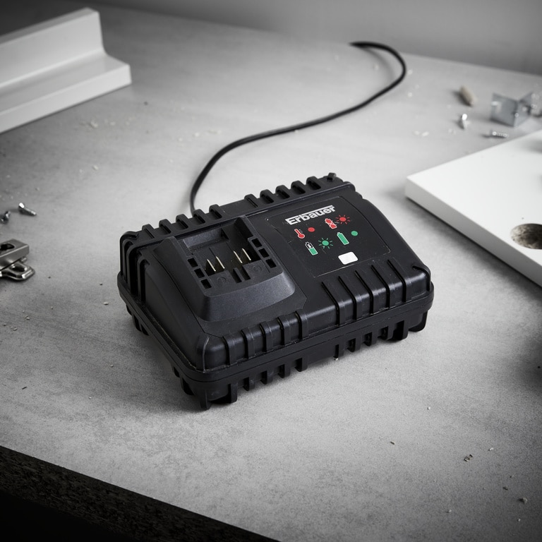Incarcator rapid 12 V • Erbauer