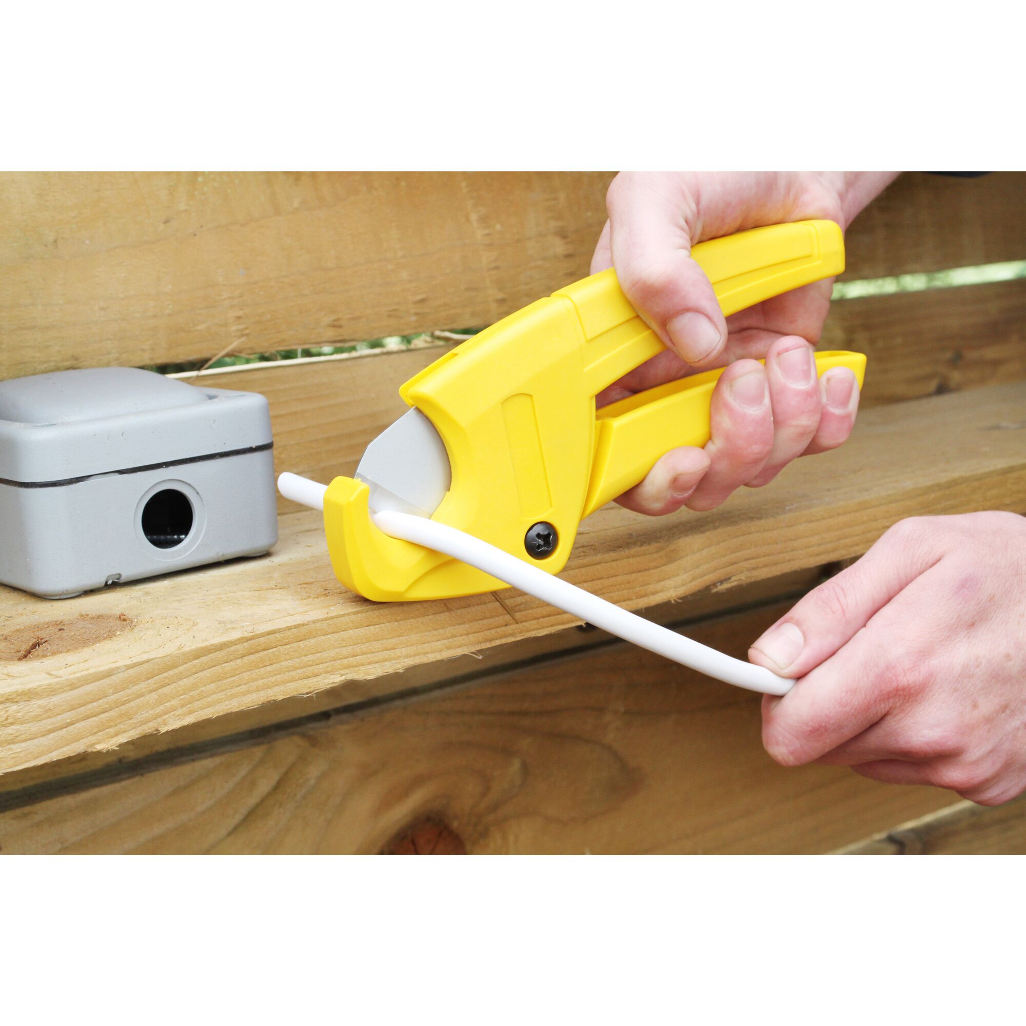 Dispozitiv pentru taiat tevi de PPR, 28 mm  Stanley 0-70-450