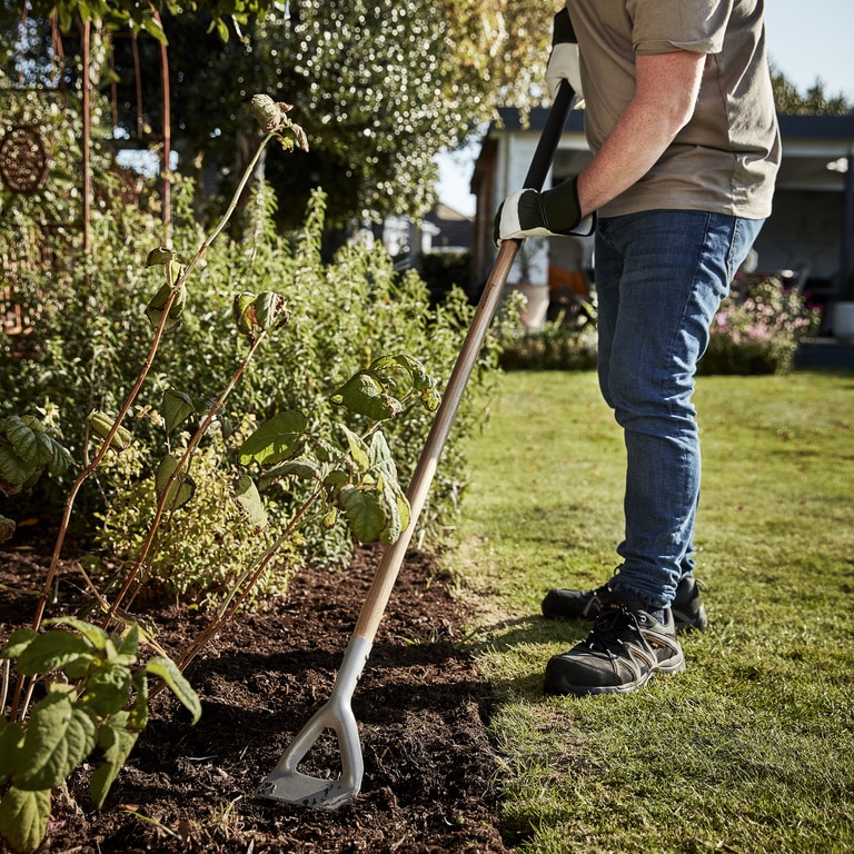 Sapa cu lama MAGNUSSON, 149 x 12 cm, maner 50 cm, otel, cauciu si lemn, maro