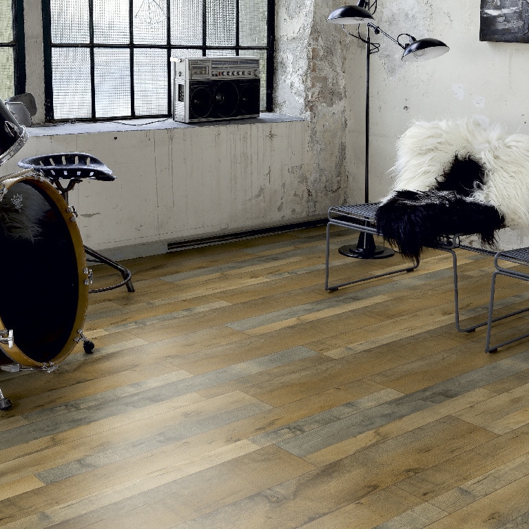 Parchet laminat GoodHome, 8 mm, natural, acoperire per cutie 2.4 mp, AC4, HDF