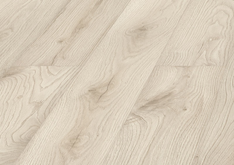 Parchet laminat 8 mm, stejar, acoperire per cutie 2.397 mp, AC4, HDF • Swiss Krono Exclusive