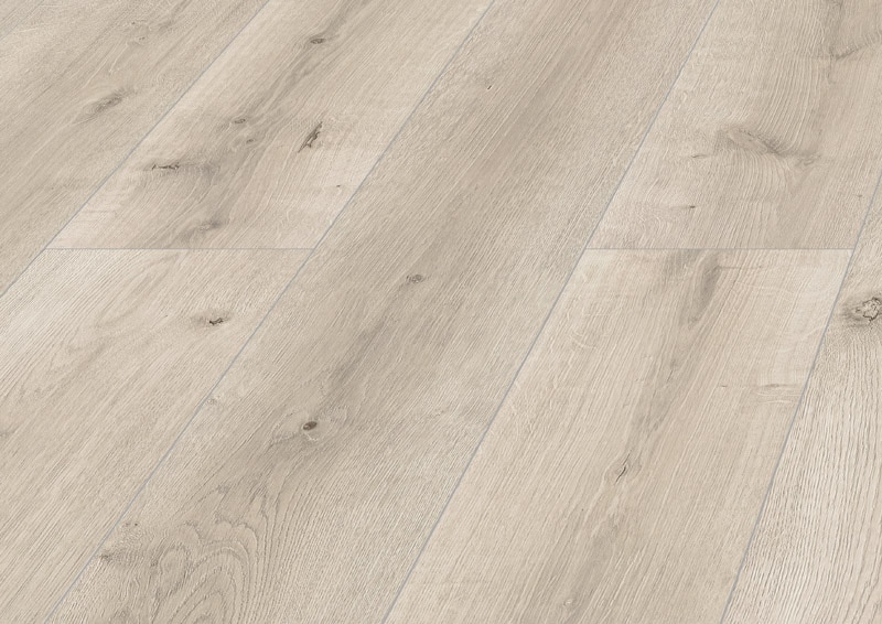 Parchet laminat Swiss Krono Exclusive, 8 mm, stejar, acoperire per cutie 2.397 mp, AC4, HDF
