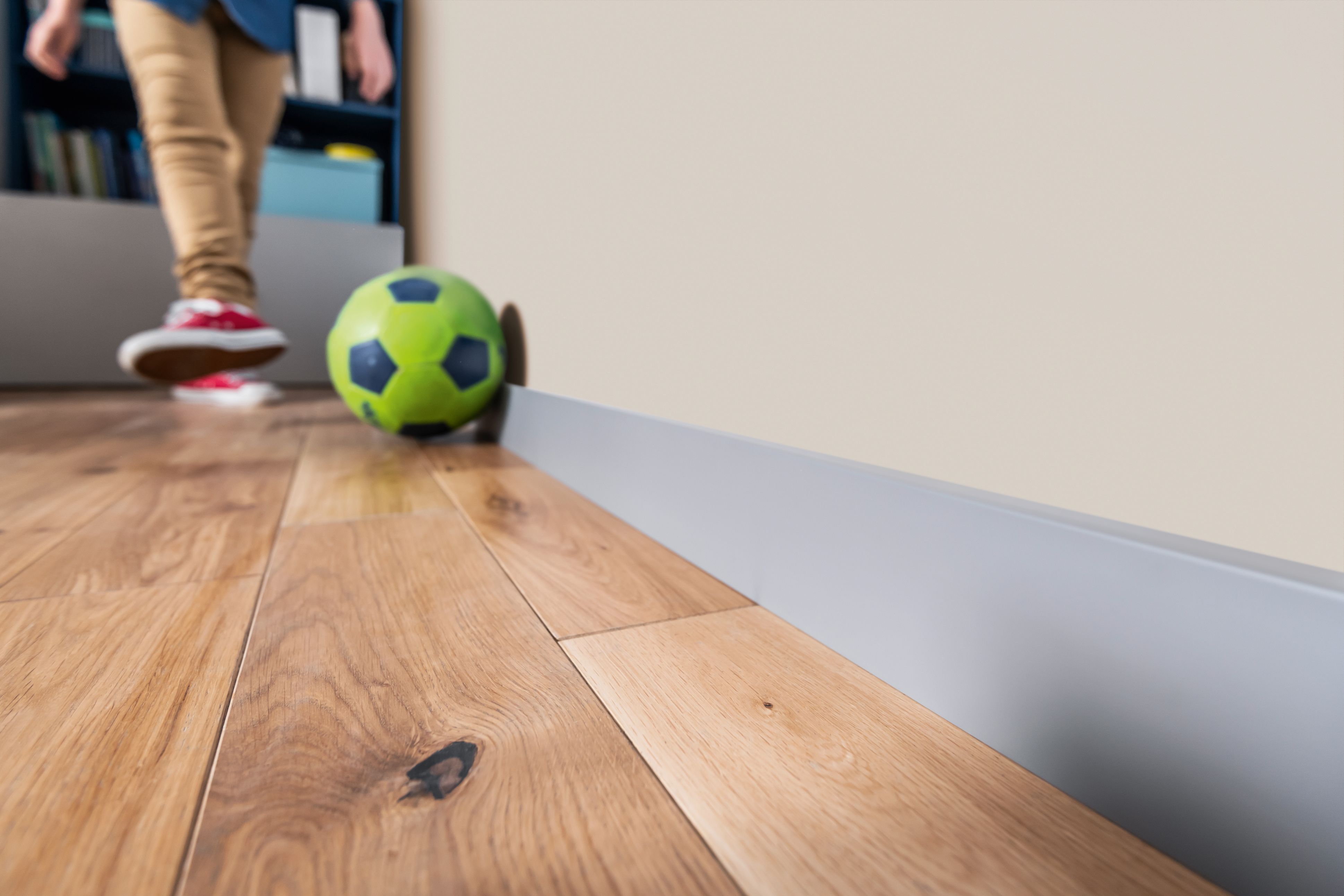 Plinta Espumo 80 gri ESP203, 2.4 m