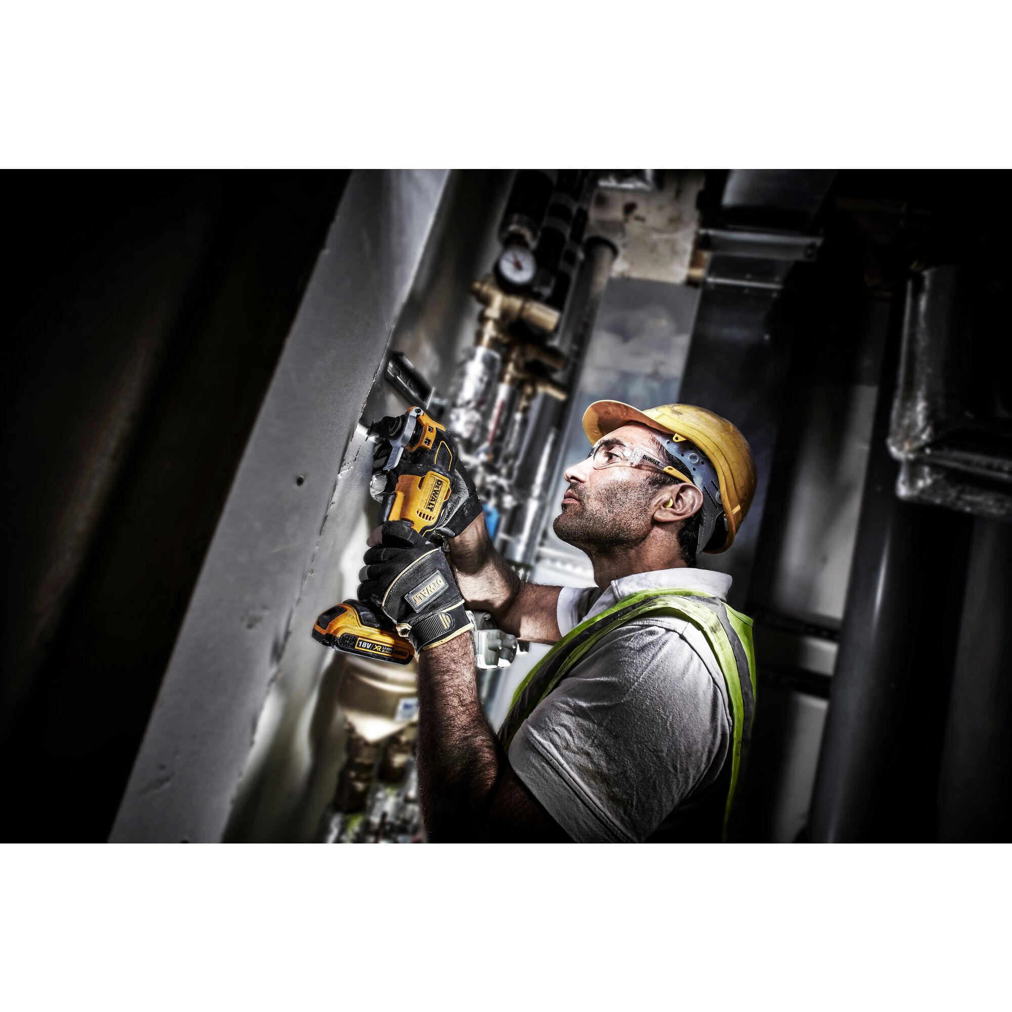 Masina multifunctionala oscilanta • DeWALT 18V XR