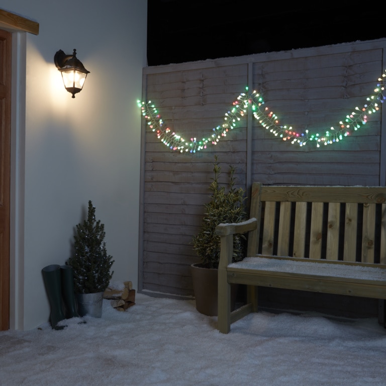 Instalatie Craciun 240 LED-uri, IP20 si IP44, transparent, lumina multicolora