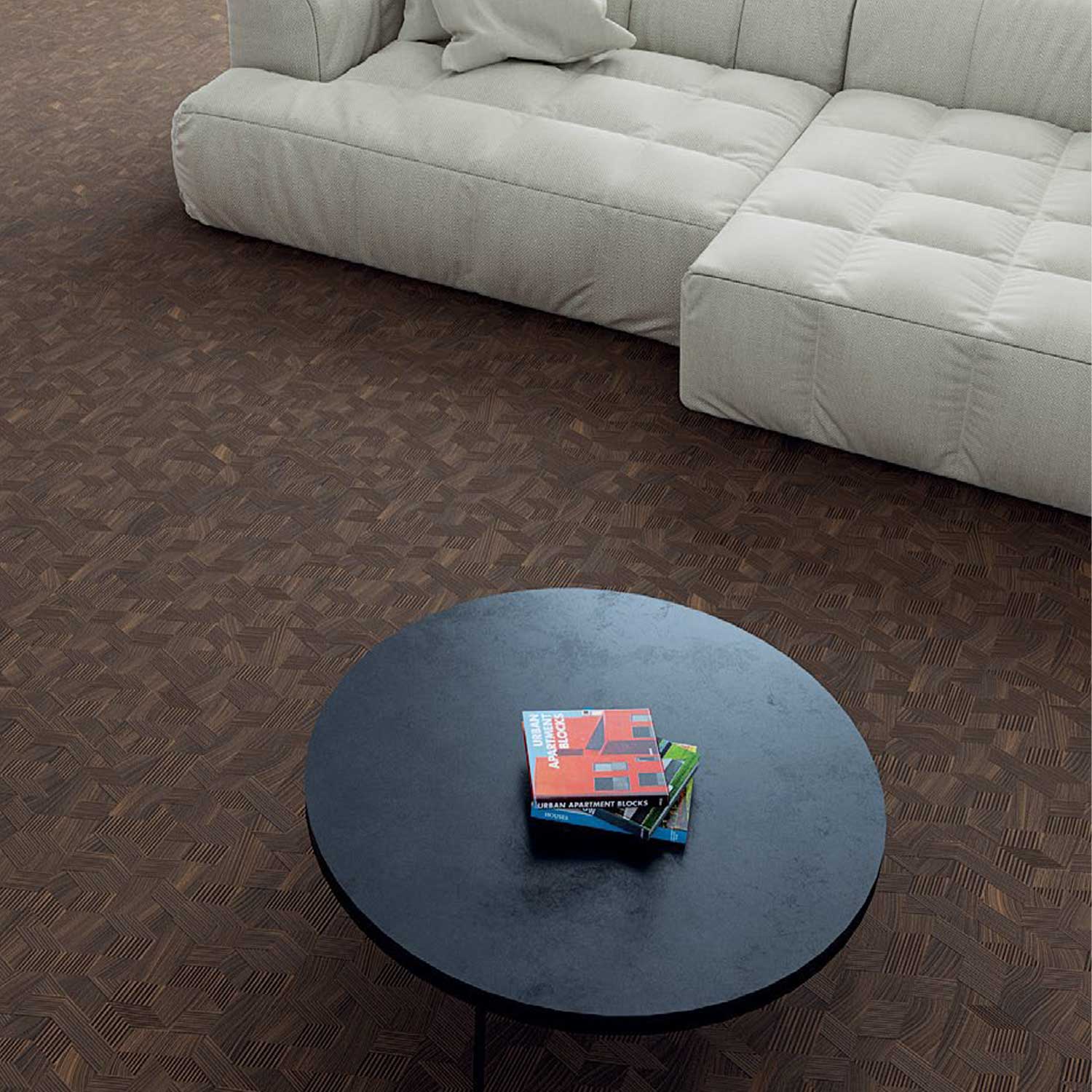 Parchet laminat AGT, 12 mm, maro, acoperire per cutie 1.368 mp, AC4, HDF