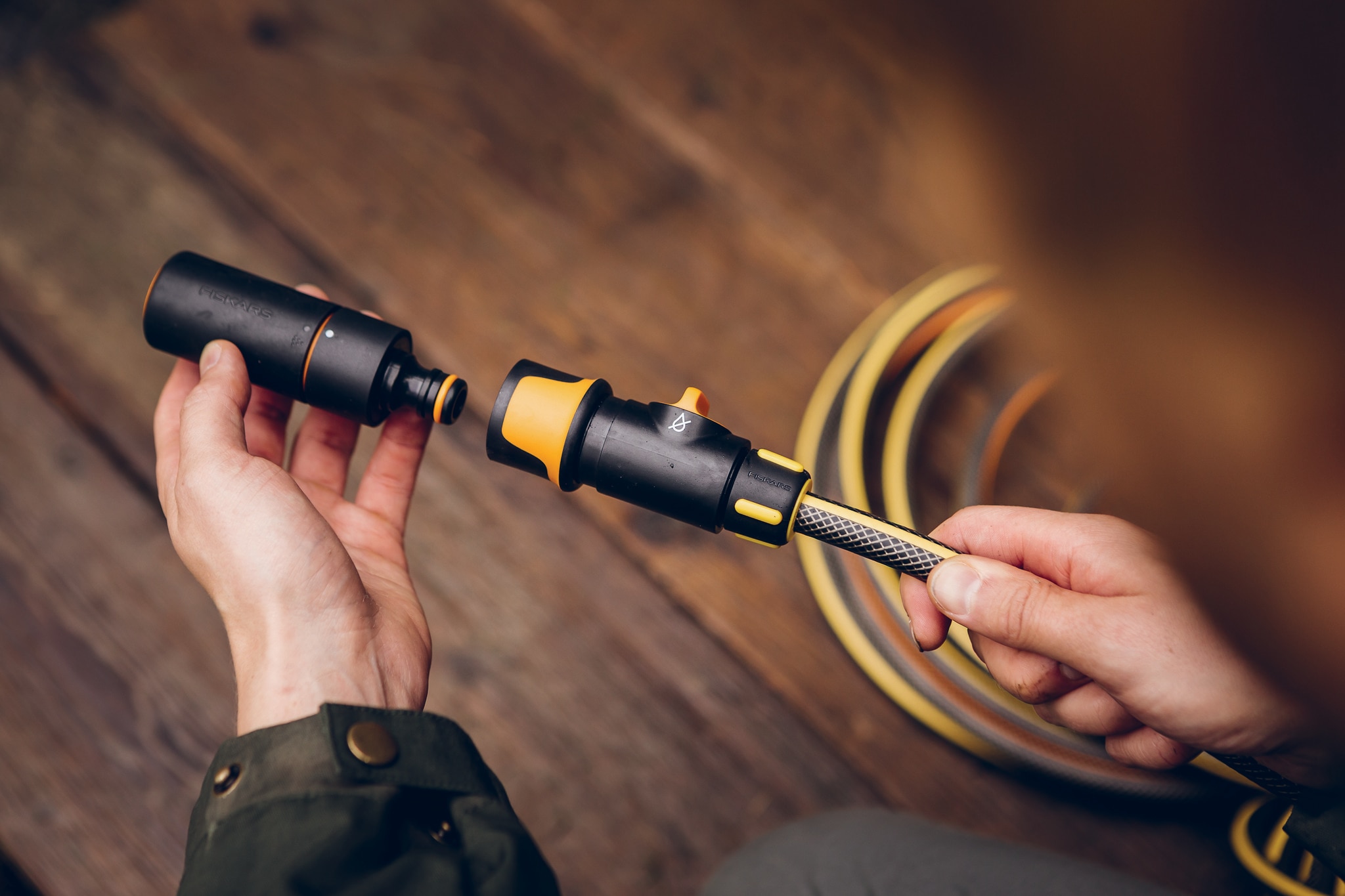 Conector furtun on off 9 mm • Fiskars