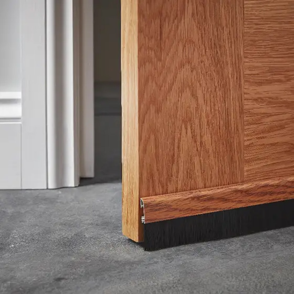 Garnitura aluminiu cu perie VOLDEN 101374559, 1000 x 15 mm, efect de lemn