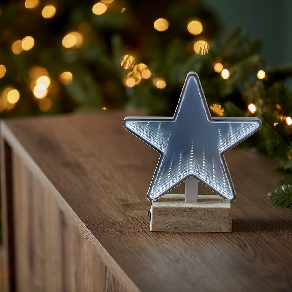 Decoratiune Stea 35 LED-uri, 16.5 x 19 cm, plastic, alb