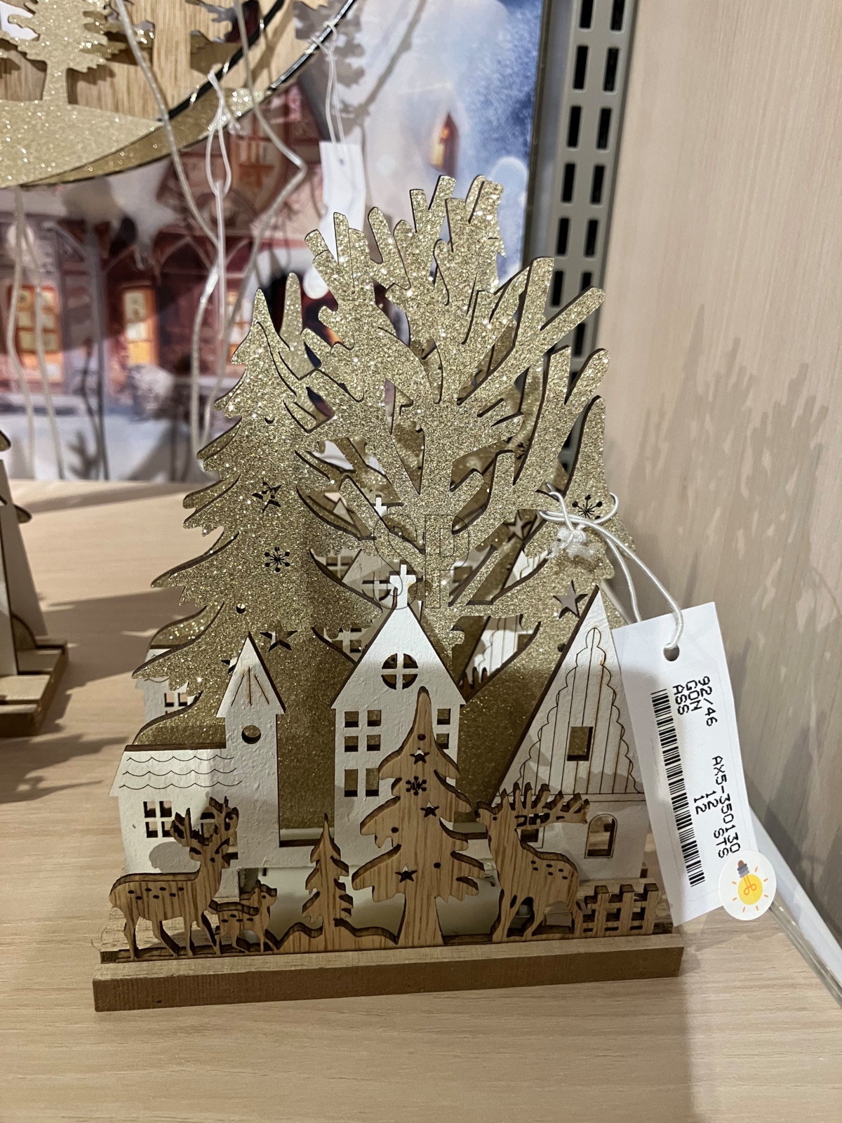 Decoratiune Craciun Casa lemn cu LED, 15 cm