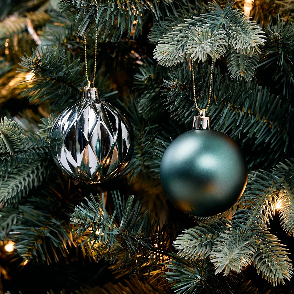 Set globuri, 6 cm, albastru deschid si argintiu, 8 bucati