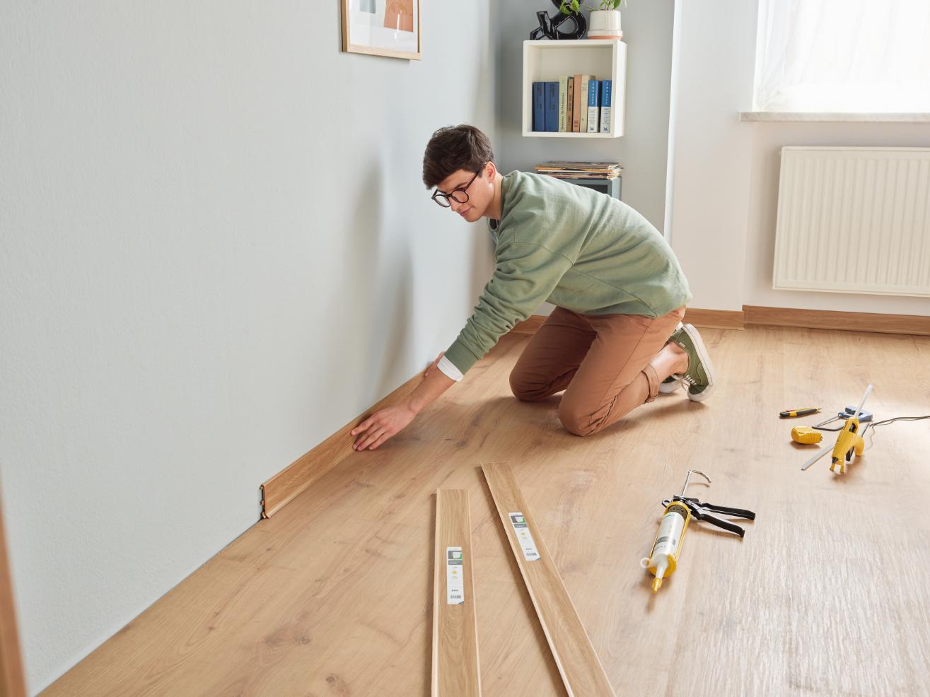 Plinta VILO Linela 407, Stejar Newcastle, PVC, 2 m