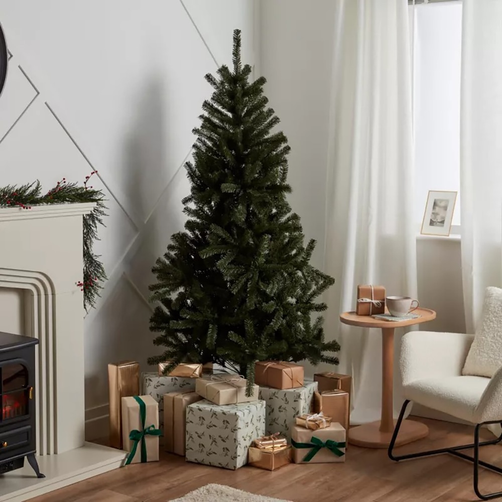Brad artificial Wintergreen, suport inclus, 183 cm, verde