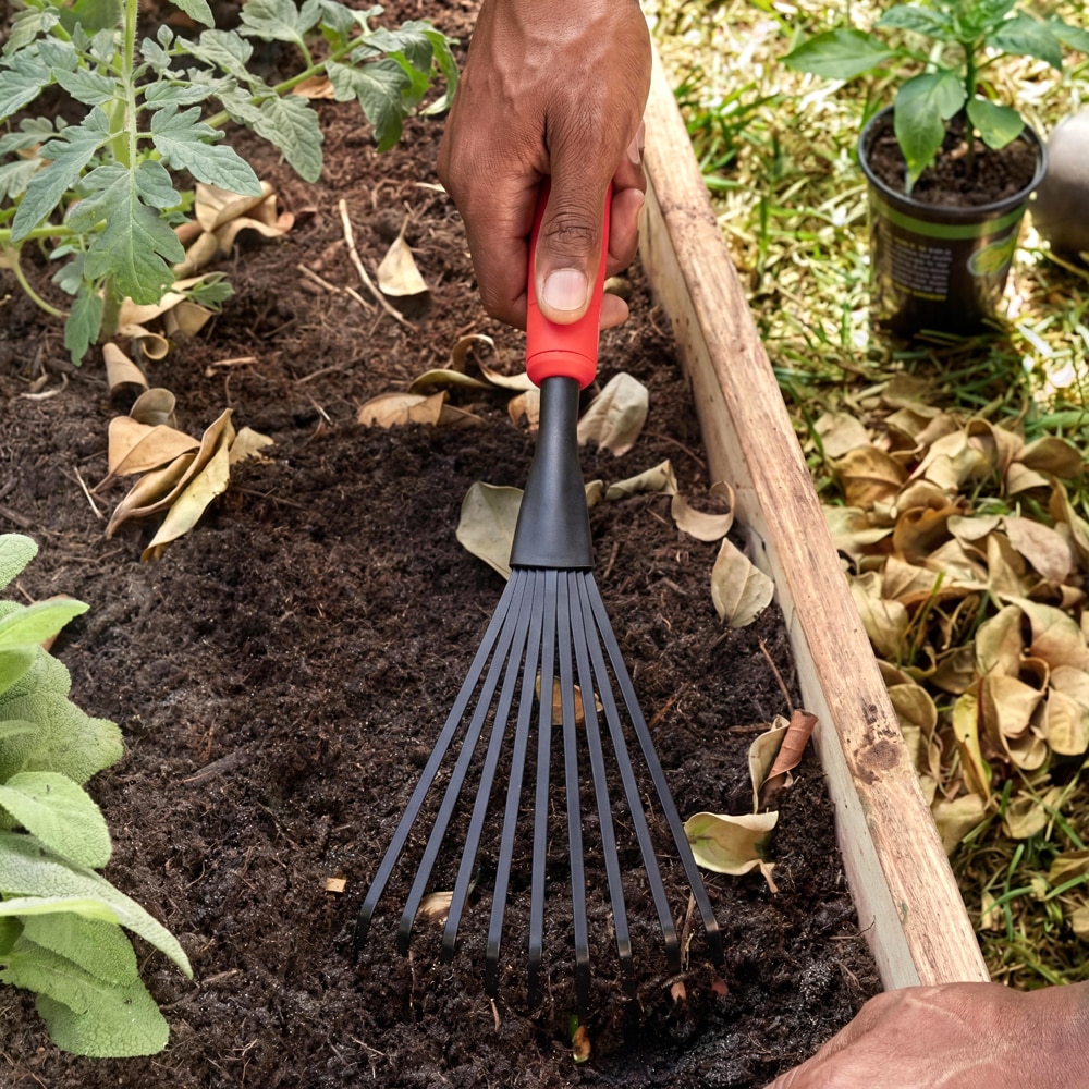 Mini grebla dreapta FORGE STEEL, otel, rosu-negru