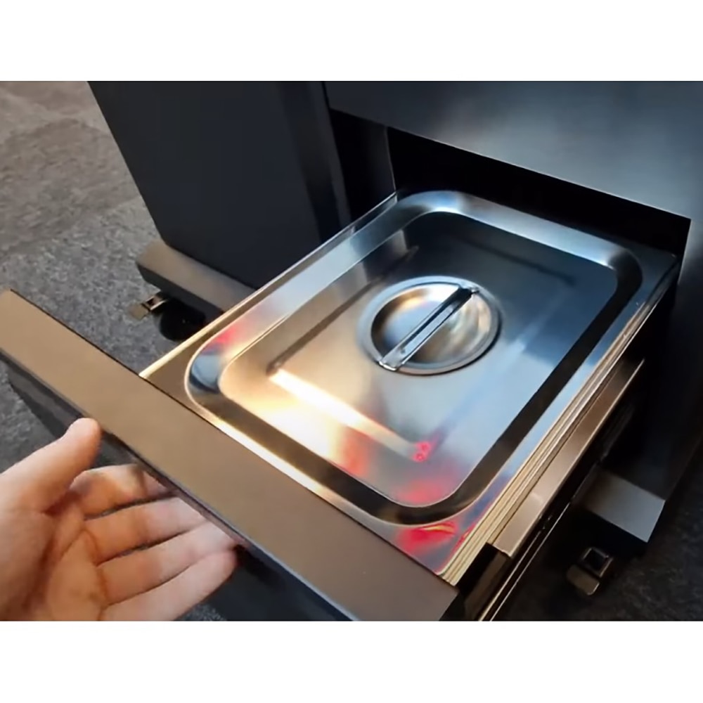 Gratar pe gaz LANDMANN Cool Black 15273 4.1 Maxx, 4 + 1 arzatoare, 4 role, negru