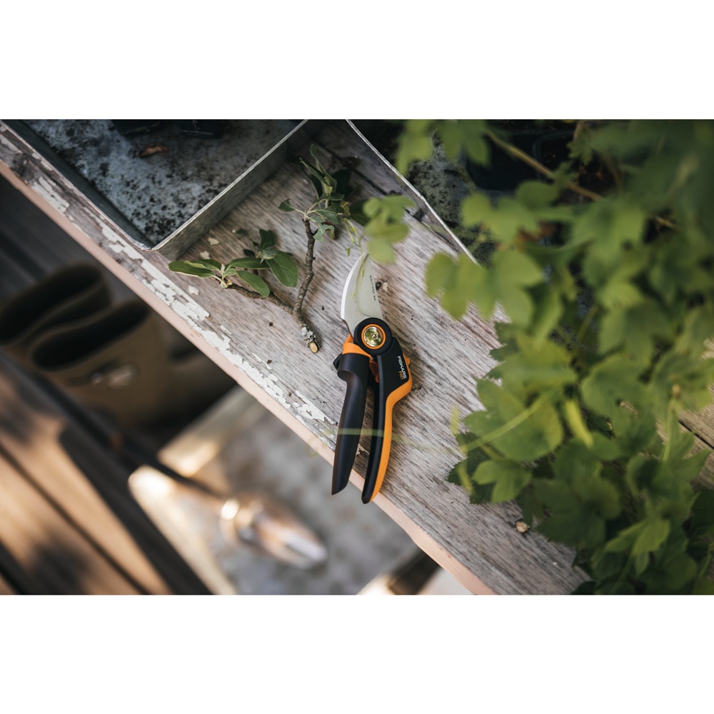 Foarfeca pas cu pas FISKARS PowerGear P961, L, otel, negru