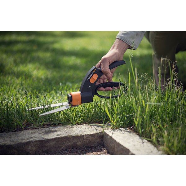 Foarfeca cu servo-mecanism pentru gazon Fiskars GS42, 32cm, poliamida