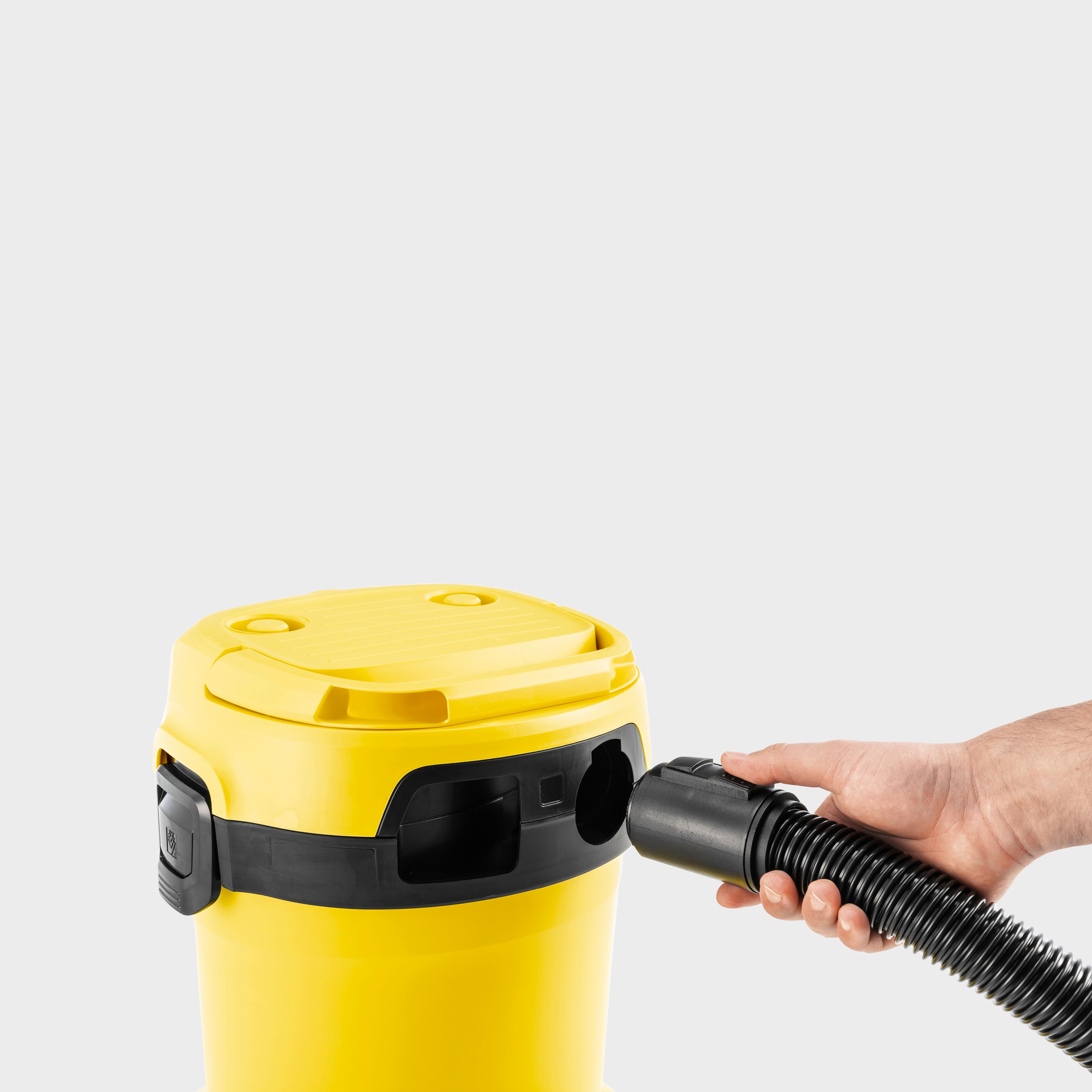 Aspirator multifunctional KARCHER WD2 V15 101267114, 17l, 1000W, 74dB, galben-negru 