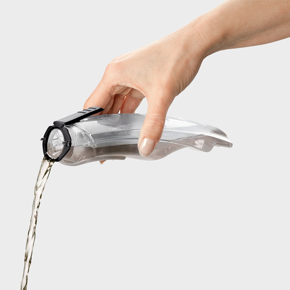 Aspirator geamuri KARCHER WV 2 Plus D500, 0.15l, 3.6V, autonomie max 35 min, alb-negru