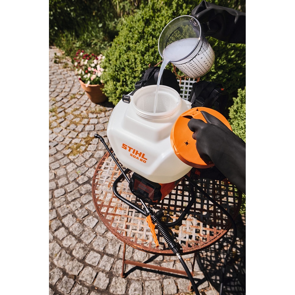 Pulverizator electric cu acumulator STIHL SGA 60.0 SET, 36V, 15 l, 4 bar, 1.8 l/min
