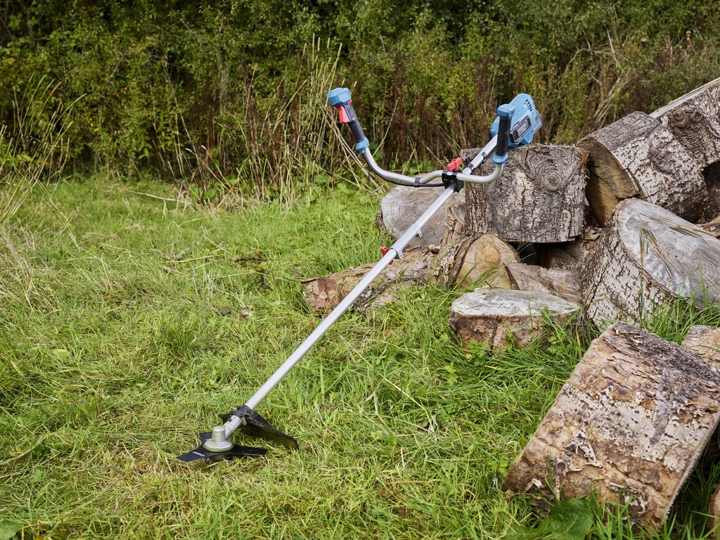 Motocoasa cu acumulator, 18 V, 30 cm  Erbauer