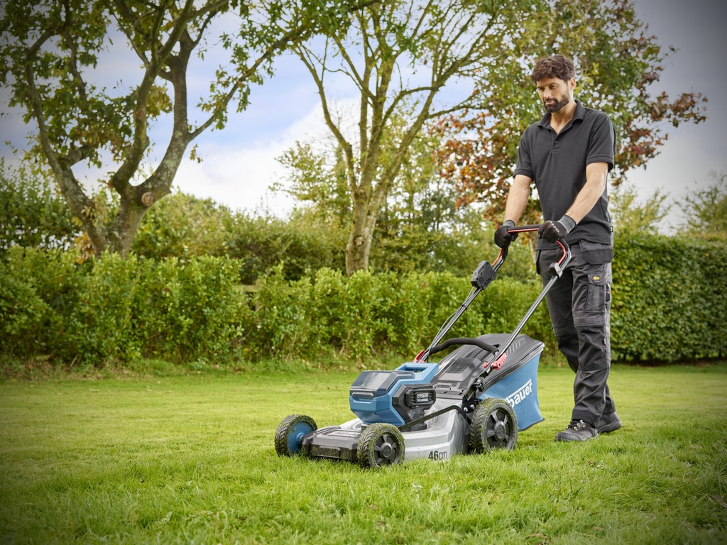Masina de tuns gazon, motor electric, Erbauer, 1200 W, latime taiere 46 cm, sac colector 50 L