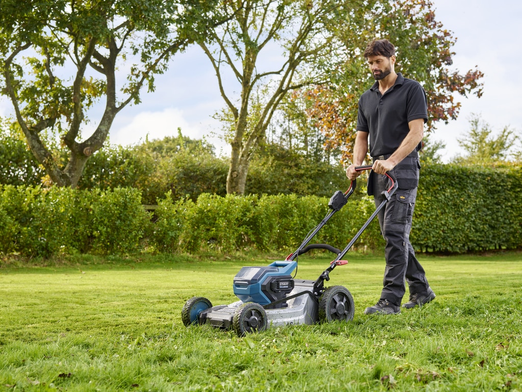 Masina de tuns gazon, motor electric, Erbauer, 1200 W, latime taiere 46 cm, sac colector 50 L