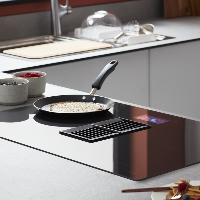 Plita cu inductie, 4 arzatoare, sticla ceramica, negru  GoodHome