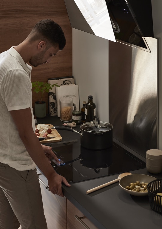 Plita incorporabila GOODHOME GHIHAC60, Inductie, 4 arzatoare, Touch control, negru