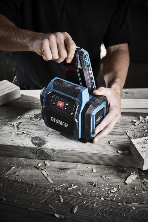 Radio portabil Erbauer ESP18-Li, 18V, Bluetooth, IP20