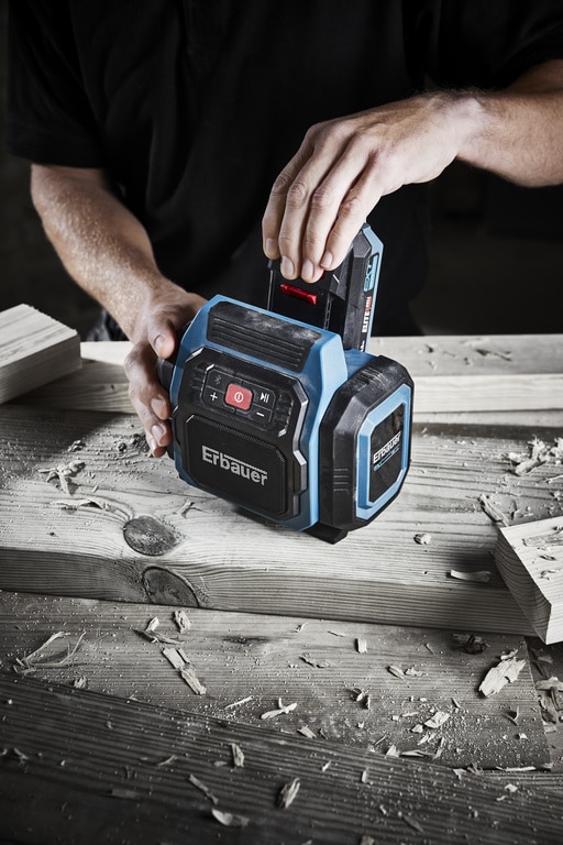 Radio portabil Erbauer ESP18-Li, 18V, Bluetooth, IP20