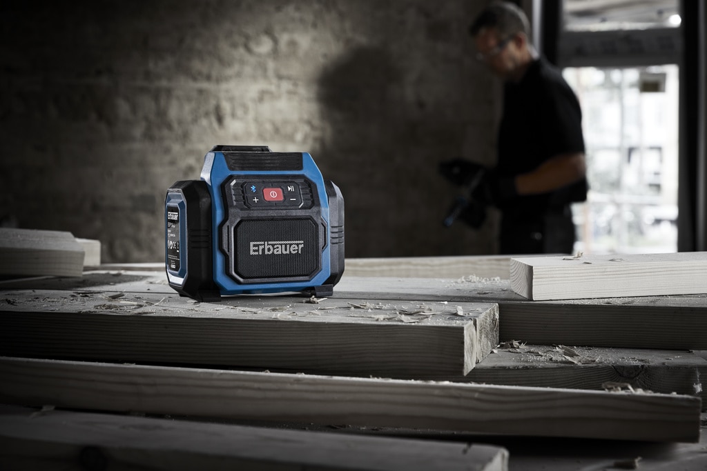 Radio portabil Erbauer ESP18-Li, 18V, Bluetooth, IP20