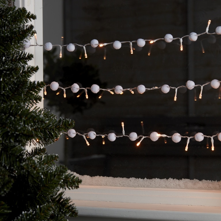 Instalatie brad LED Pom Pom, 50 leduri, iluminat alb cald