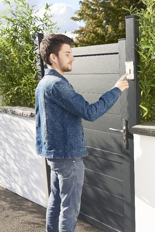 Interfon video cu receptor si fir, plastic, 78 dB, IP44, alb