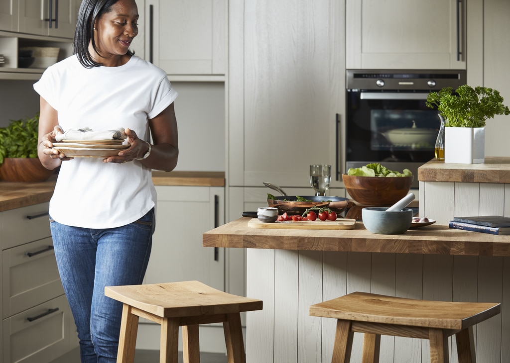 Blat de lucru, lemn nuanta stejar, 300 x 62 x 4 cm • GoodHome Hinita