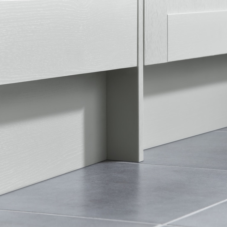 Plinta de bucatarie, PAL, gri, aspect lemn, 2400mm x16mm x 150mm  Alpinia