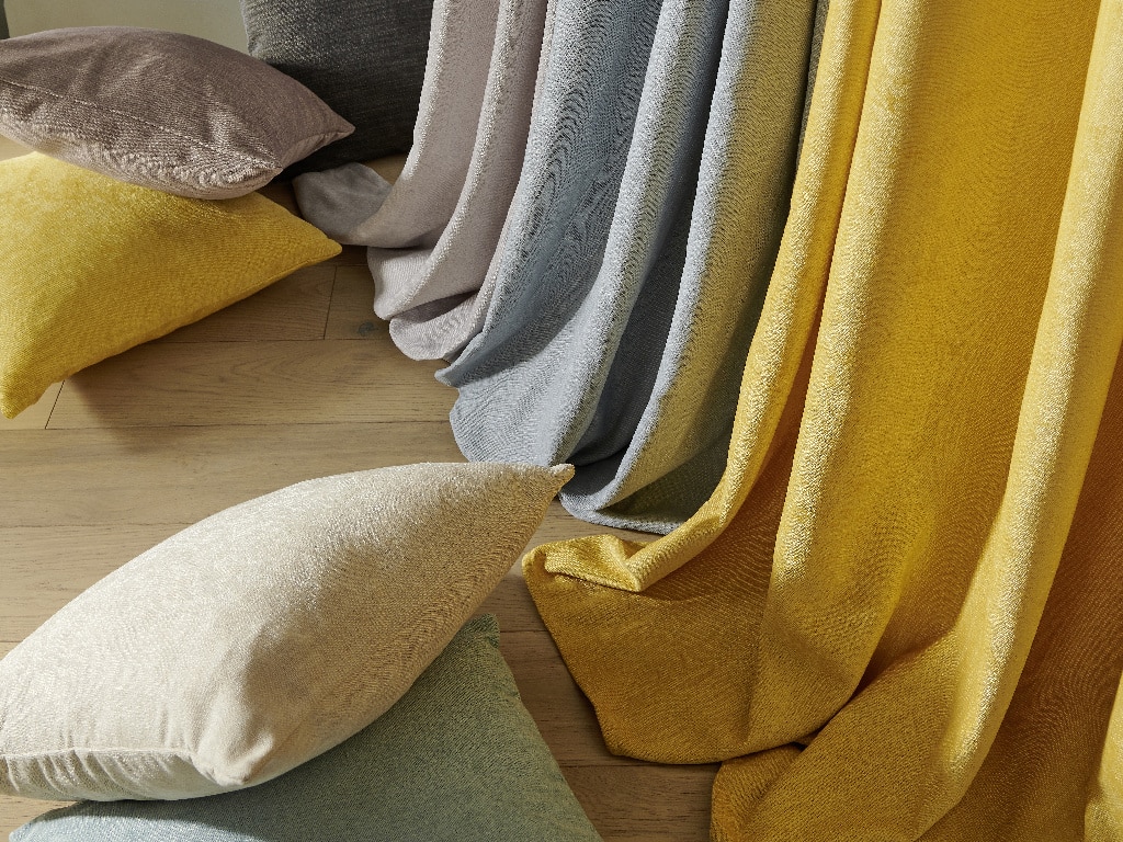 Perna gri, 45 x 45 cm  Pahea