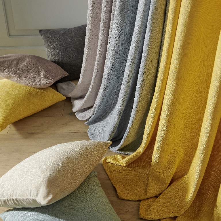 Perna gri, 45 x 45 cm  Pahea