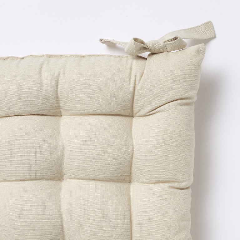 Perna bej, 45 x 45 cm • Hiva