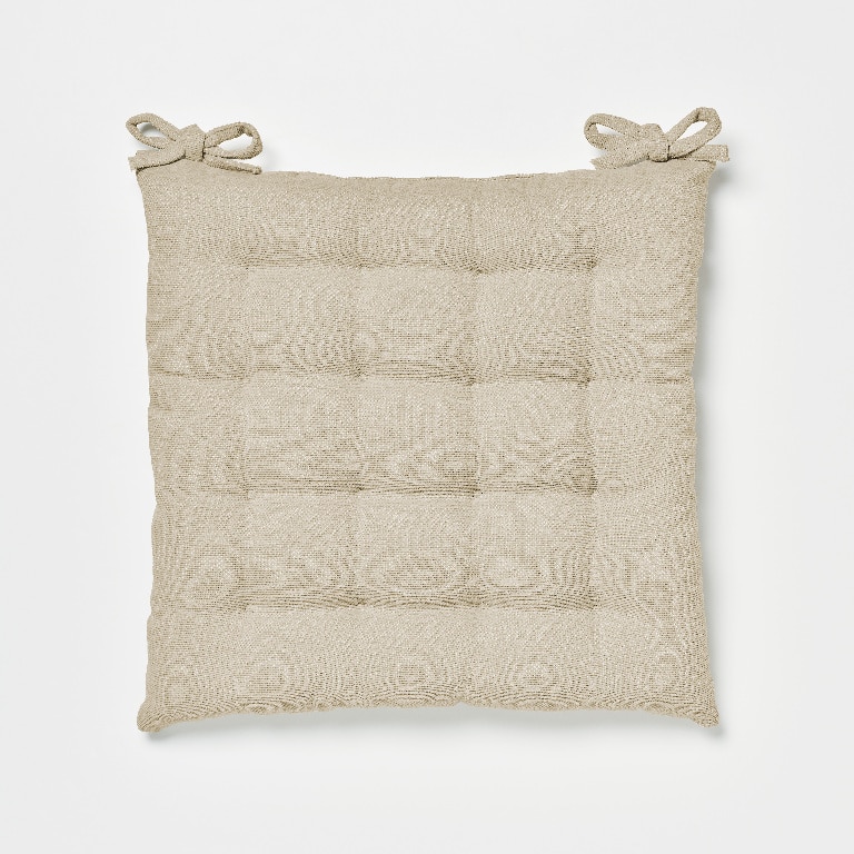 Perna bej, 40 x 40 cm • Tiga