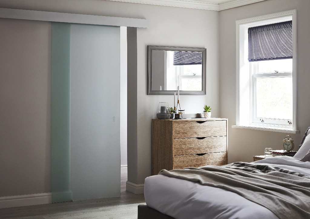 Usa de interior, glisanta, sticla, finisaj inghetat, 204 x 83 x 0.8 cm • Kidal Model I