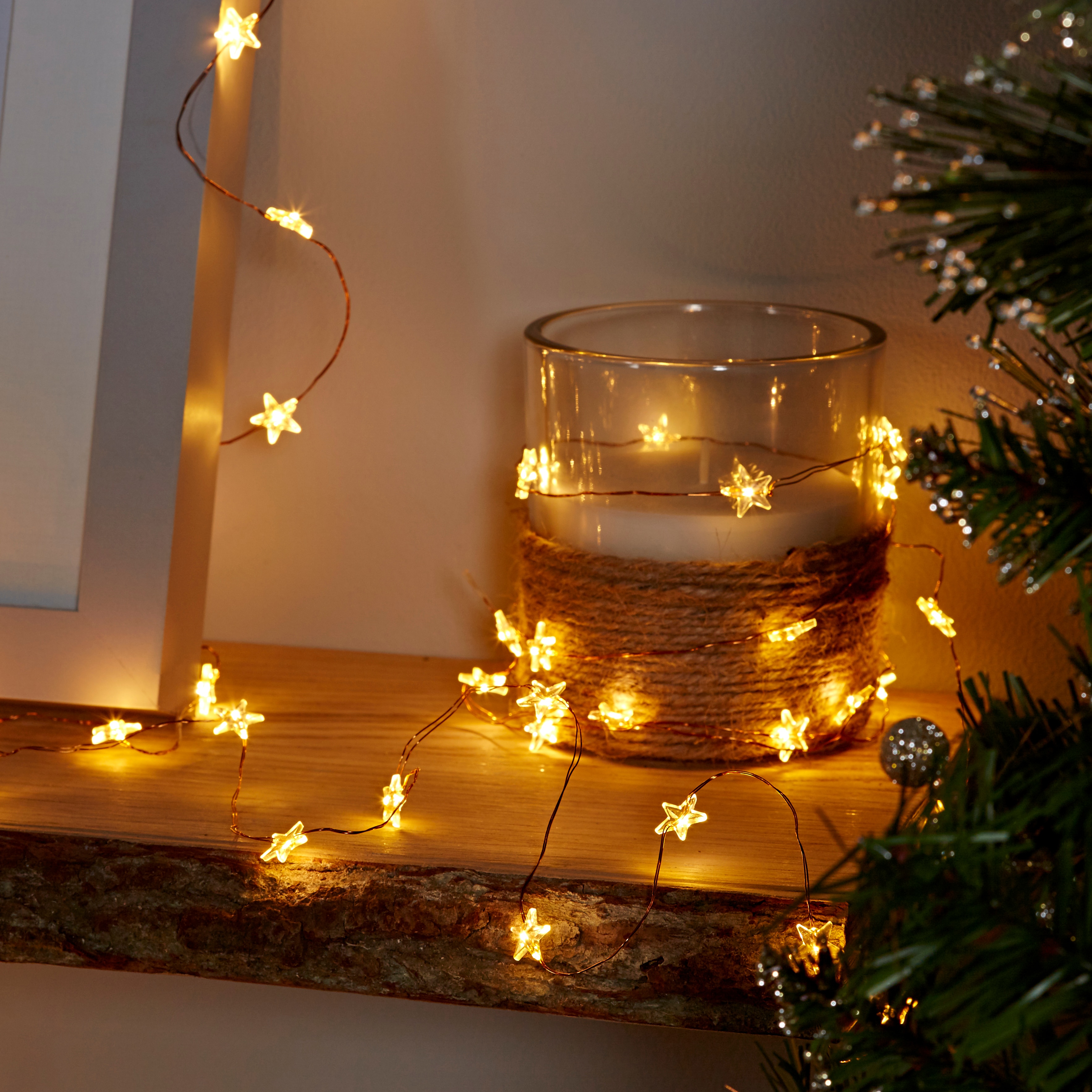 Ghirlanda luminoasa stelute, 100 LED, iluminare alb cald